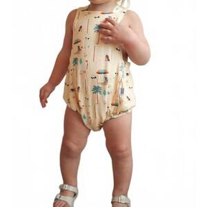 NEW SOUTHERN SLUMBER beach dogs bamboo sun bubble with adjustable straps in beig